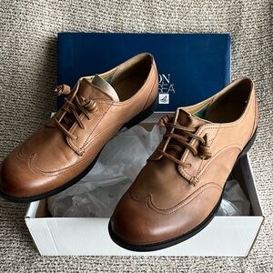 New Women’s Sperry Shoes